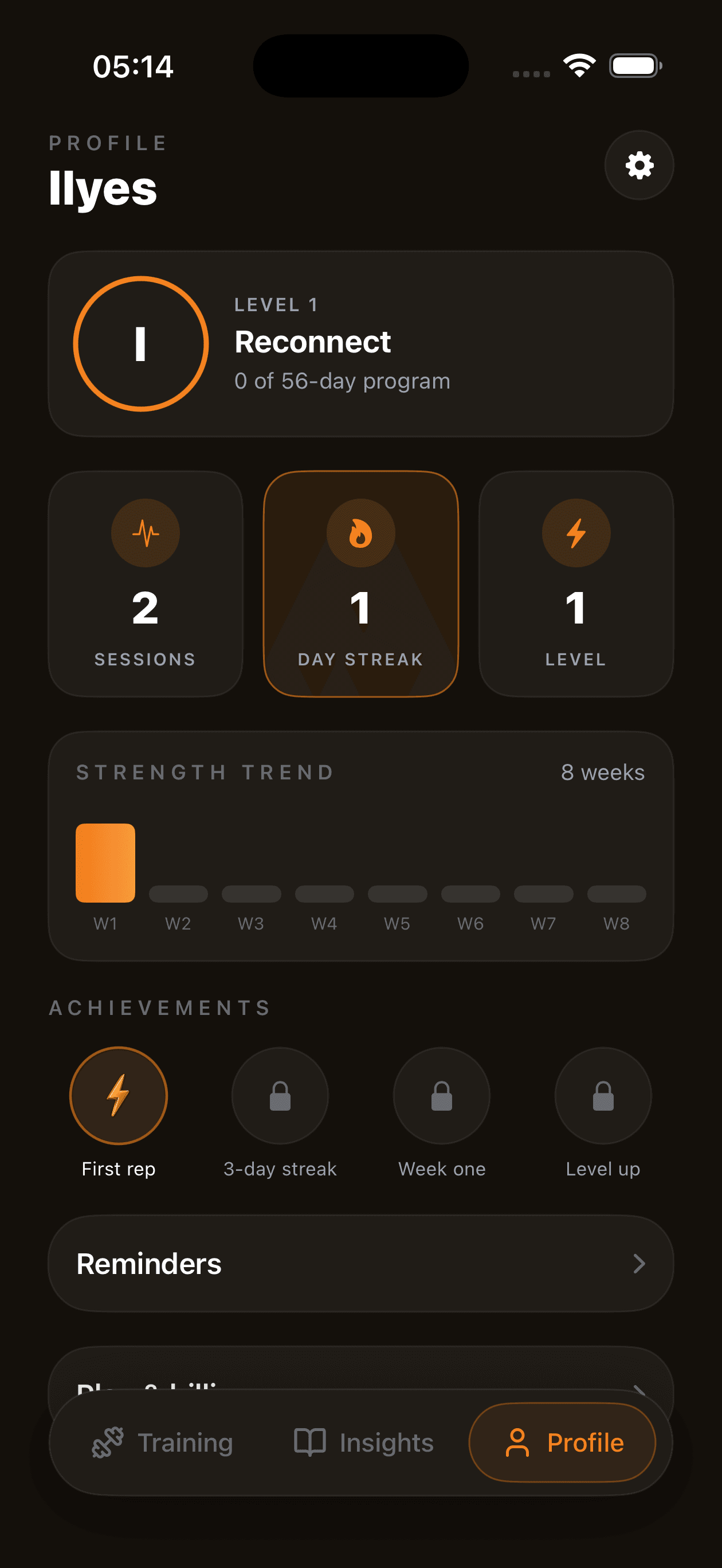 Perfomax profile screen showing program progress, strength trend and achievements